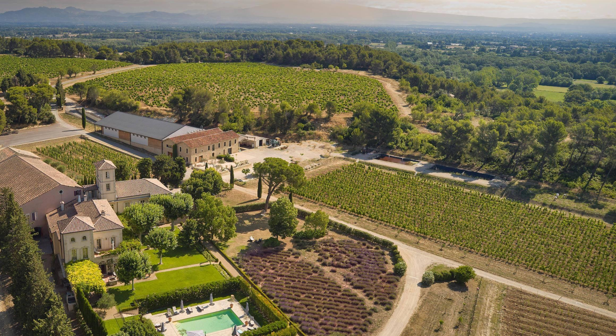 Aerial view of Château Gigognan